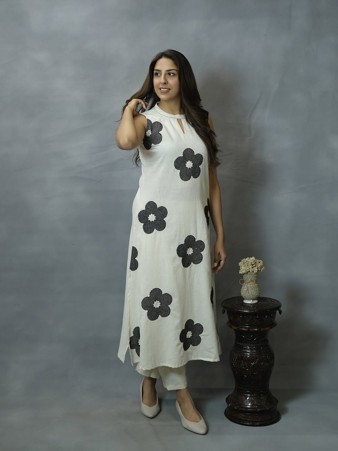 Tritiyaa Cotton Flex Kurti Palazzo Set with Thread Work Detailing | Elegant Ethnic Wear for Women