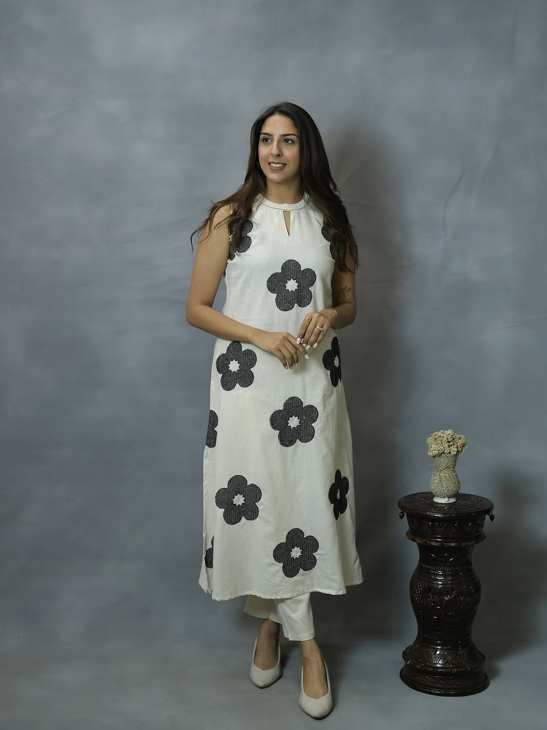 Tritiyaa Cotton Flex Kurti Palazzo Set with Thread Work Detailing | Elegant Ethnic Wear for Women
