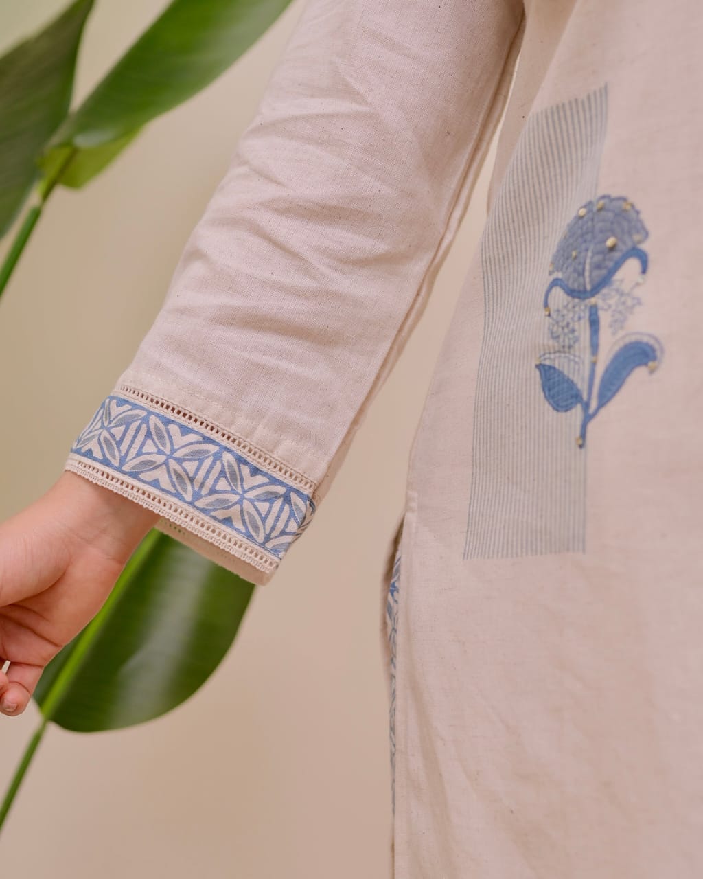 Tritiyaa Cotton Flex Embroidered Co-ords Set with Floral Motifs & Sequin Work – Elegant Ethnic Wear for Festive & Casual Style