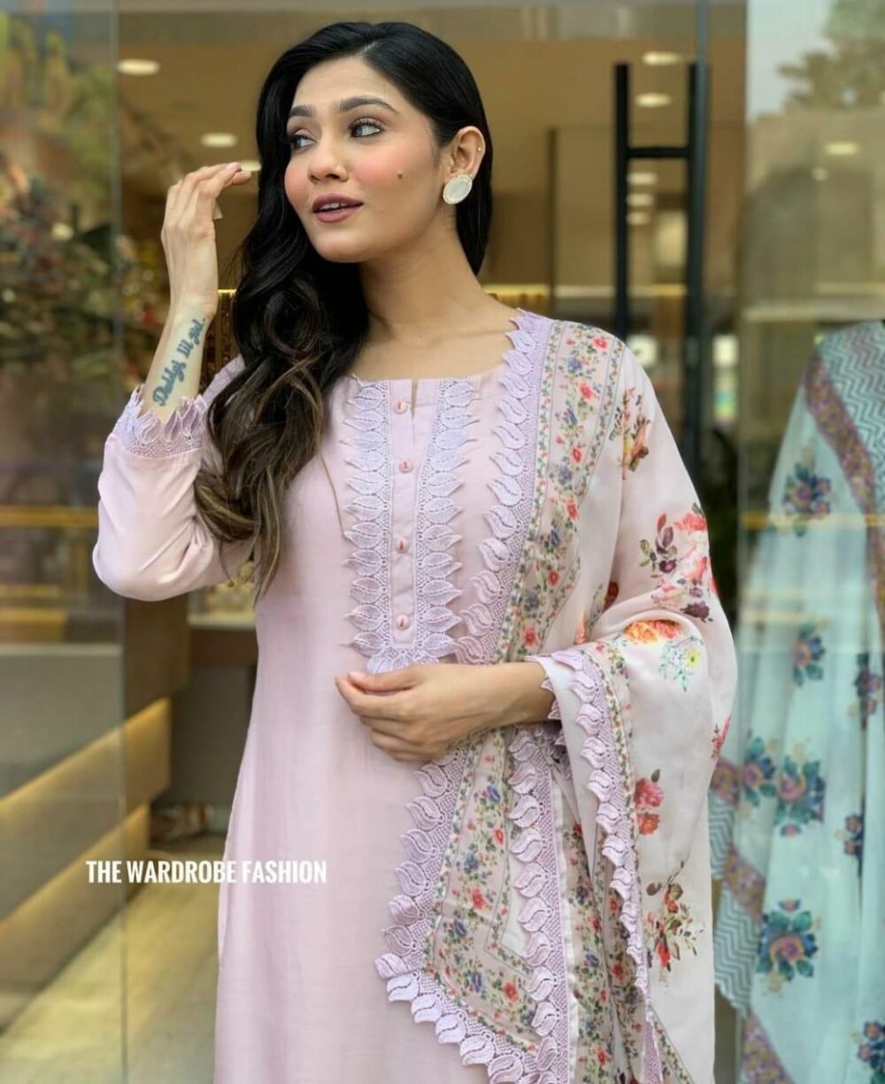 Maslin Digital Print Suit with Heavy Lace Work - Image 6