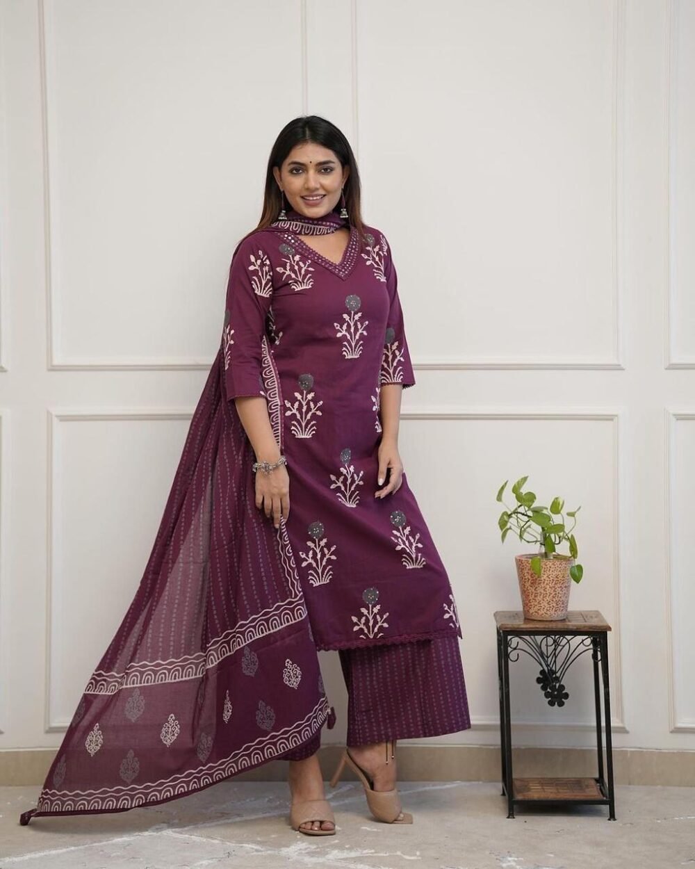 Cotton Straight Kurti Palazzo Set with Dupatta - Image 3