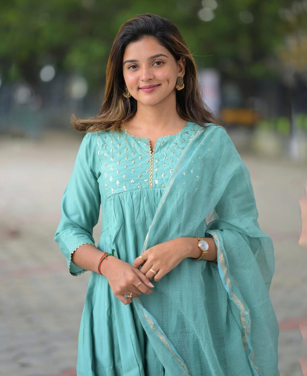 Anarkali Kurti Set with Motif Handwork & Kota Doria Dupatta - Image 3