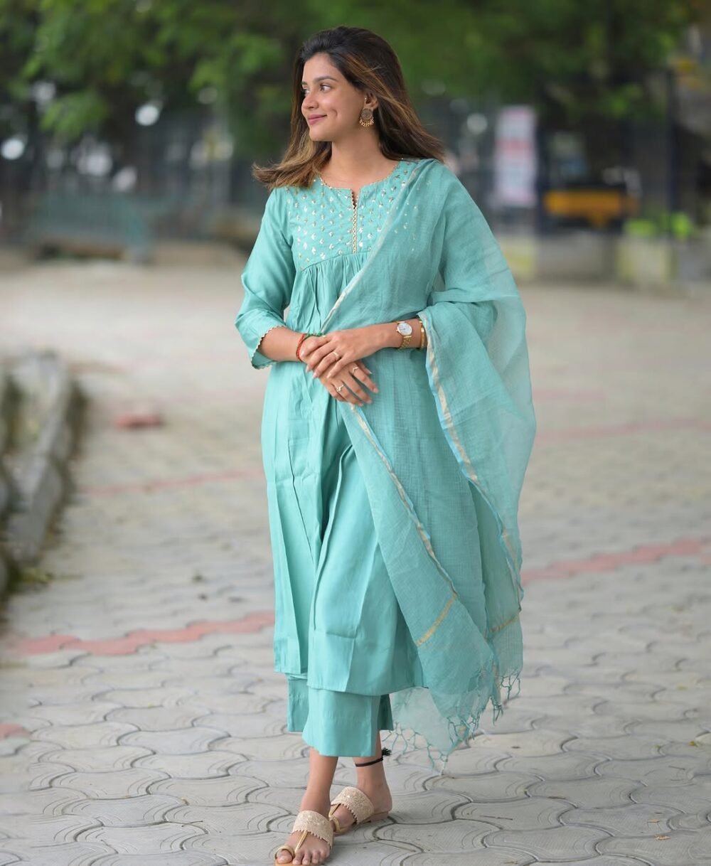 Anarkali Kurti Set with Motif Handwork & Kota Doria Dupatta - Image 2