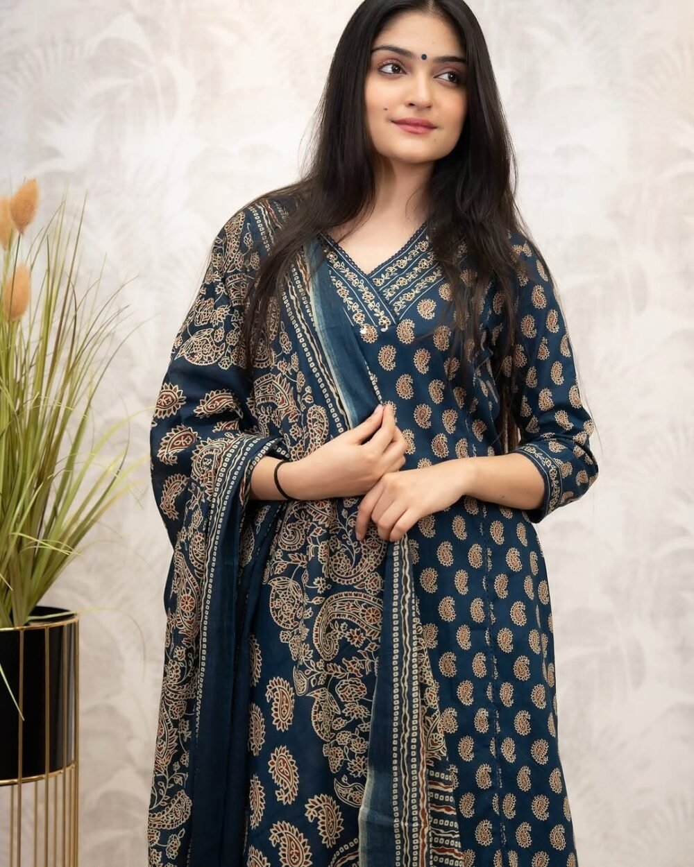 Handwork Cotton Kurti Set with Pant - Image 5