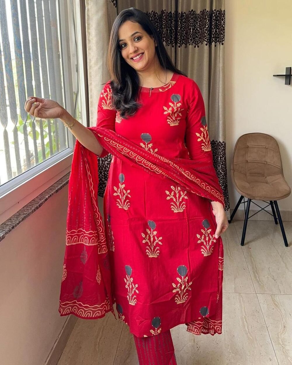Cotton Kurti Set with Pure Cotton Dupatta - Image 3