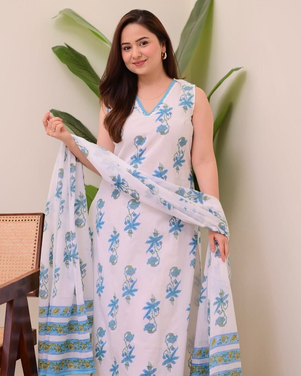 Printed Cotton Suit Set with Lace Detail