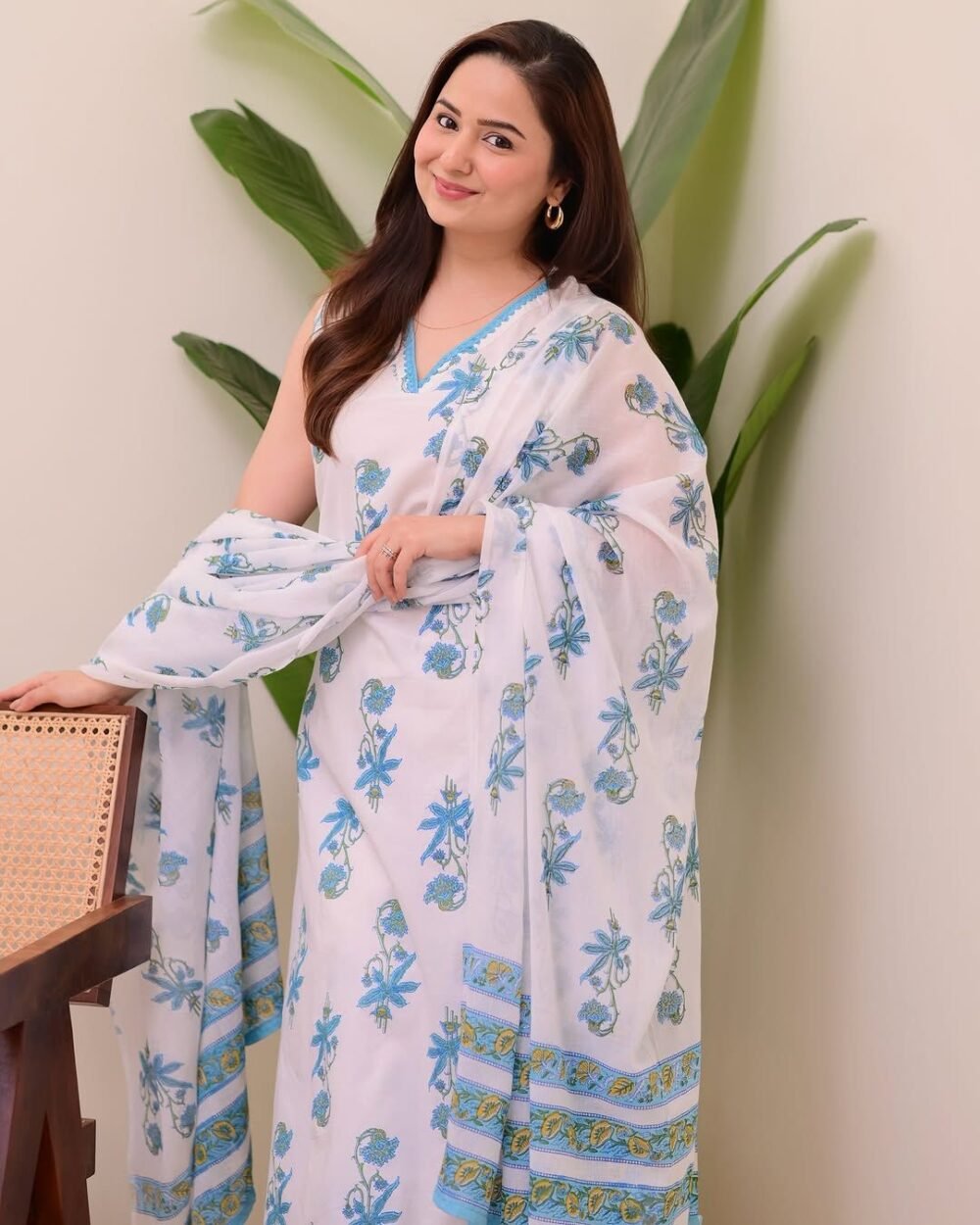 Printed Cotton Suit Set with Lace Detail - Image 2