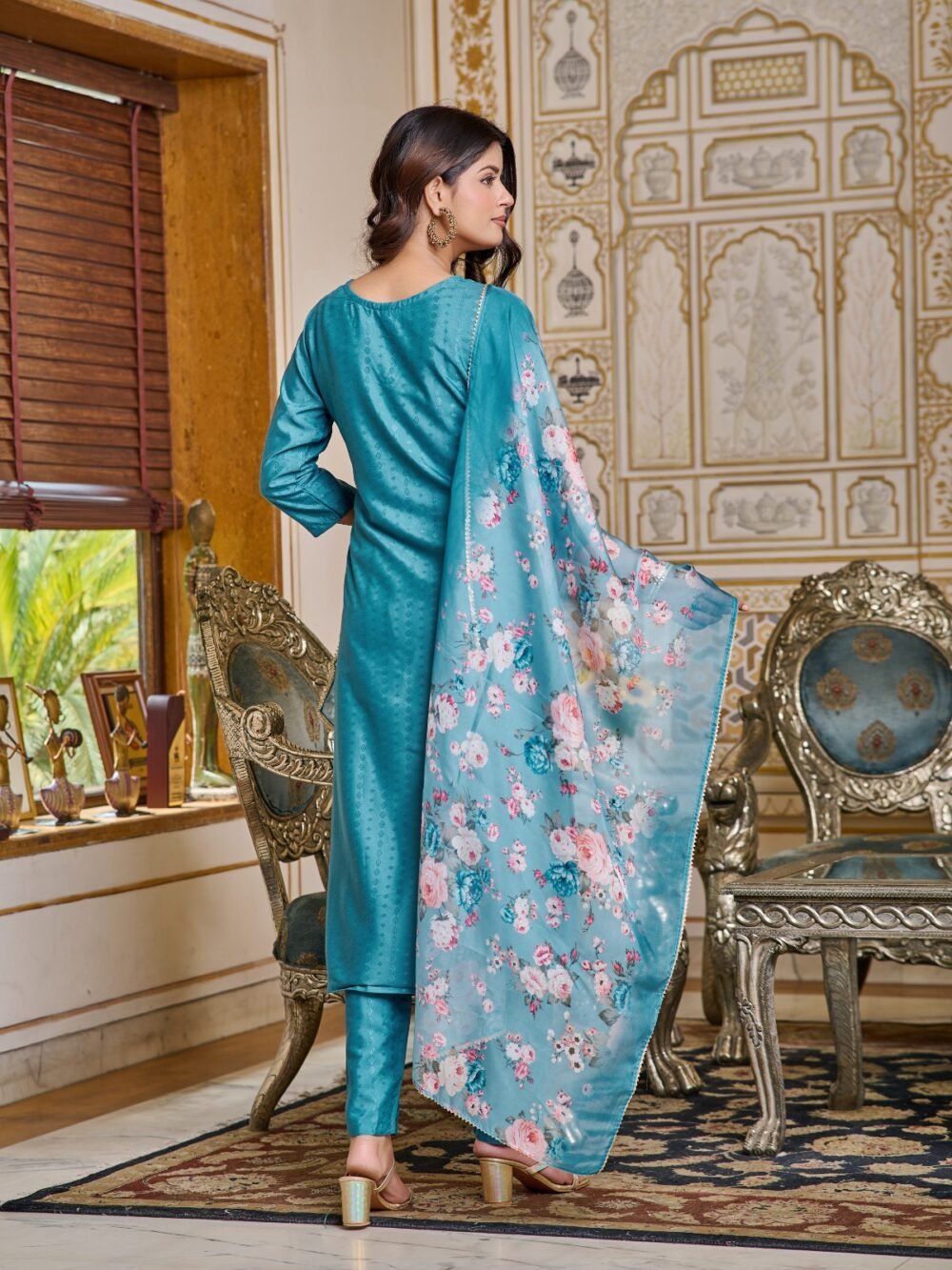 Elegant Heavy Embroidered Rayon Kurti Set with Dupatta - Image 4