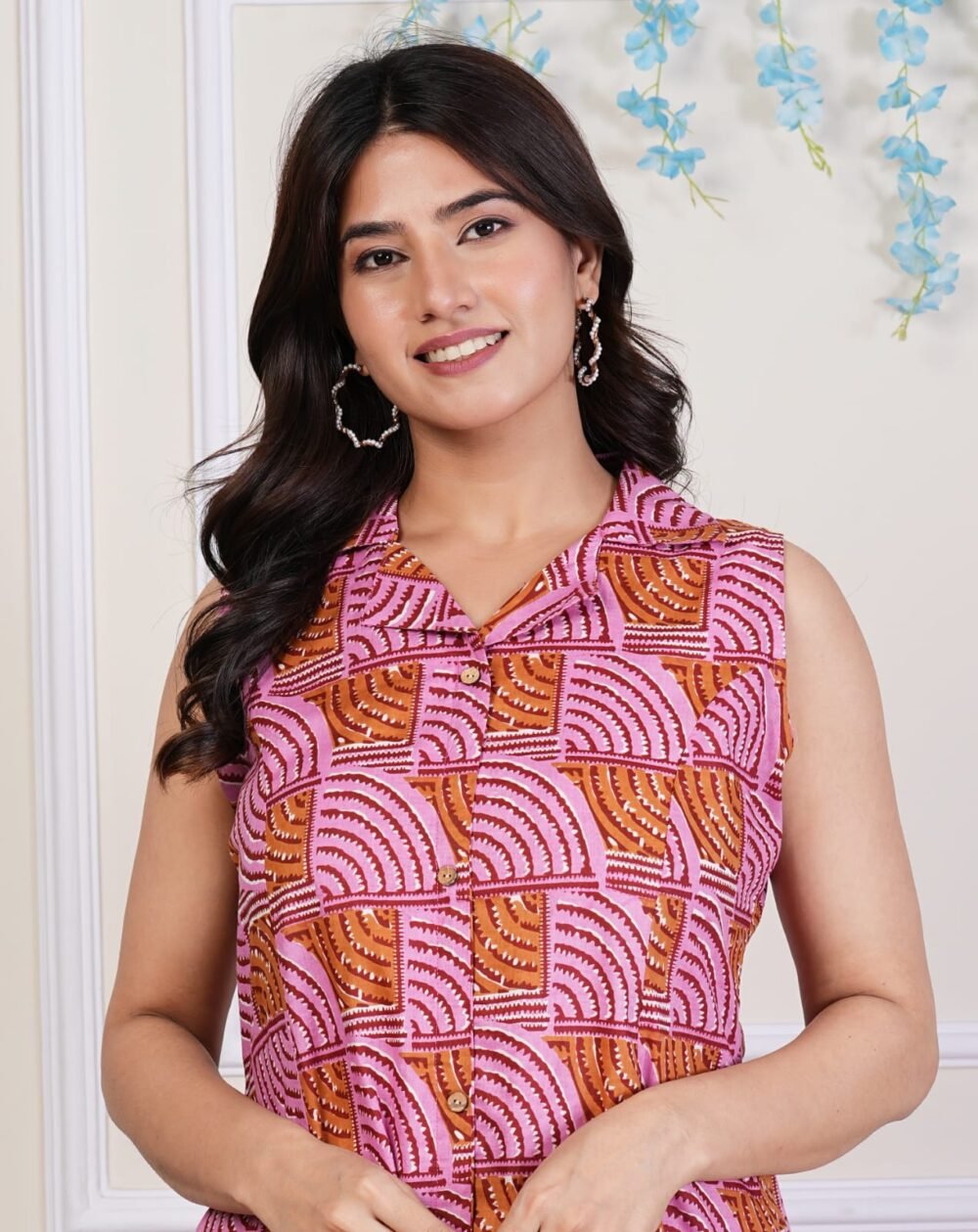 Cotton Sleeveless Kurta Set with Katha and Sequence Work - Image 7