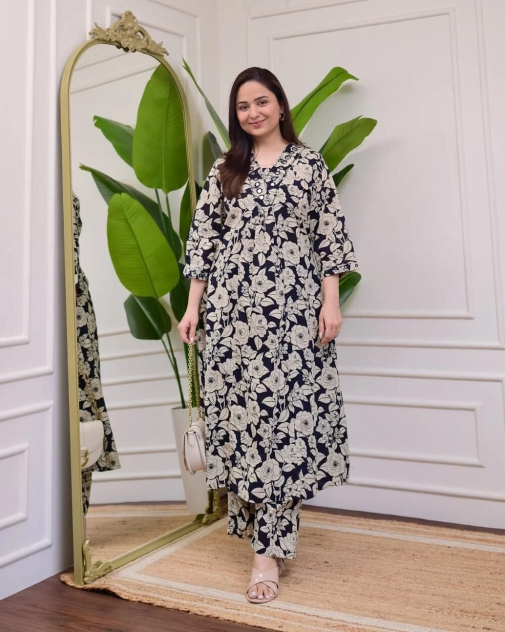 Stylish Cotton Printed Cord Set with Mirror Work - Image 6