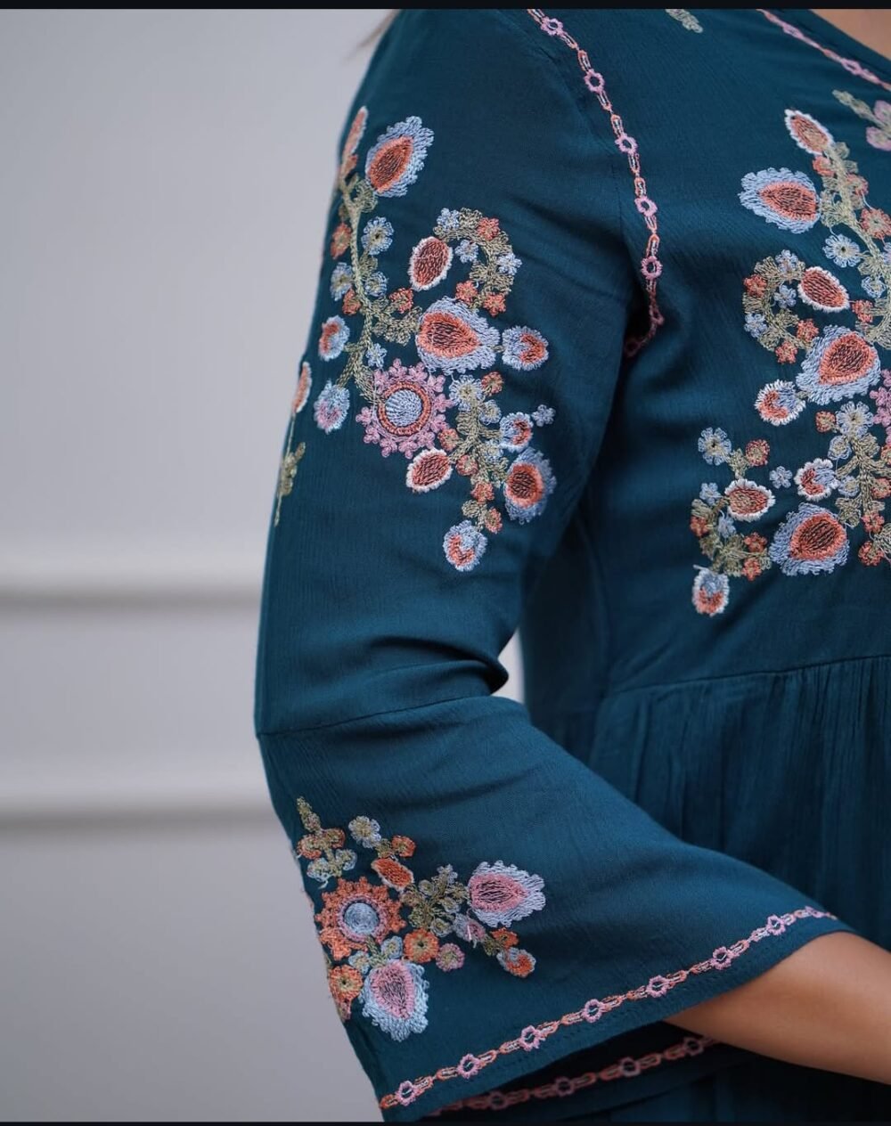 Embroidered Cotton Midi Kurti Set with Sleeve Detailing - Image 5